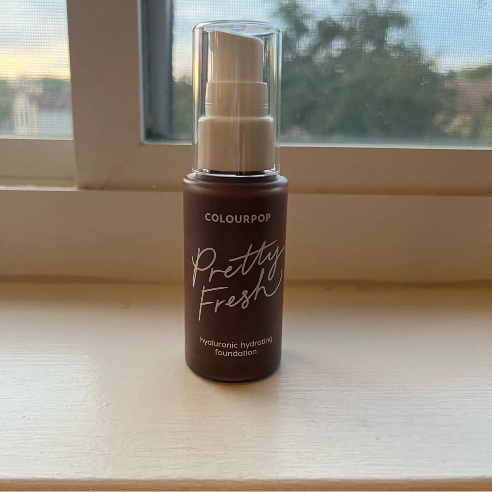 ColourPop Pretty Fresh Hydrating Foundation - Deep Dark‎ 215N